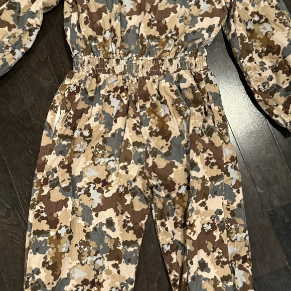 Zara corduroy camo jumpsuit - Picture 4 of 4